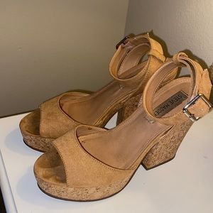 Steve Madden tan cork platform heels